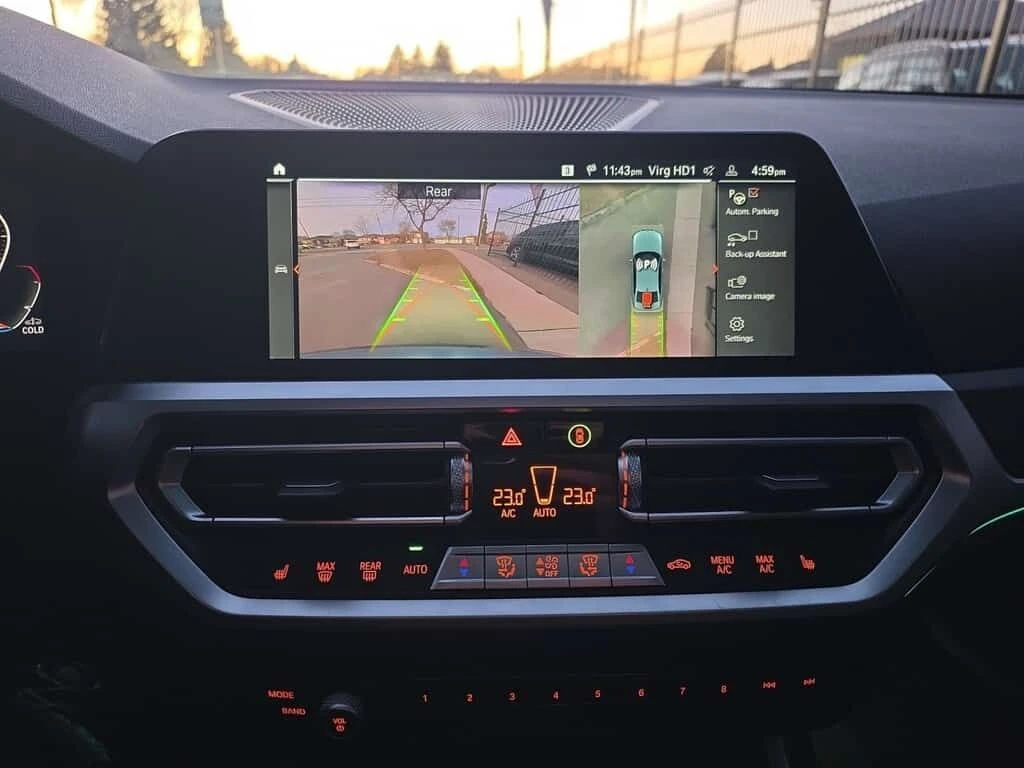 BMW 330 * 330i xDrive * NO ACCIDENTS/HUD/HARMAN KARDON/CAR | Mobile.bg � ����������� 12