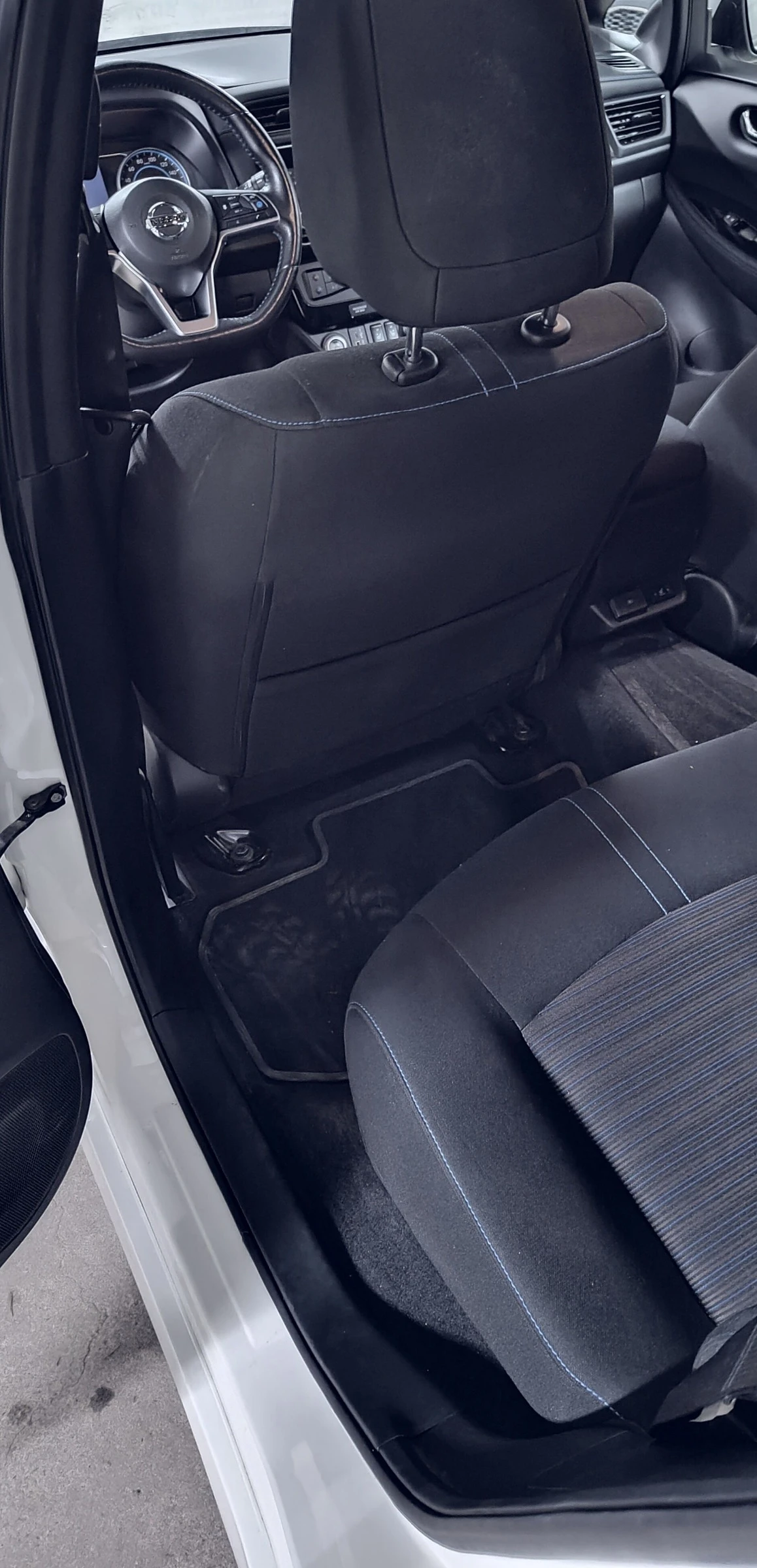 Nissan Leaf   - изображение 7