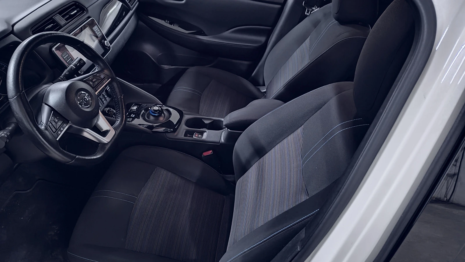 Nissan Leaf   - изображение 5