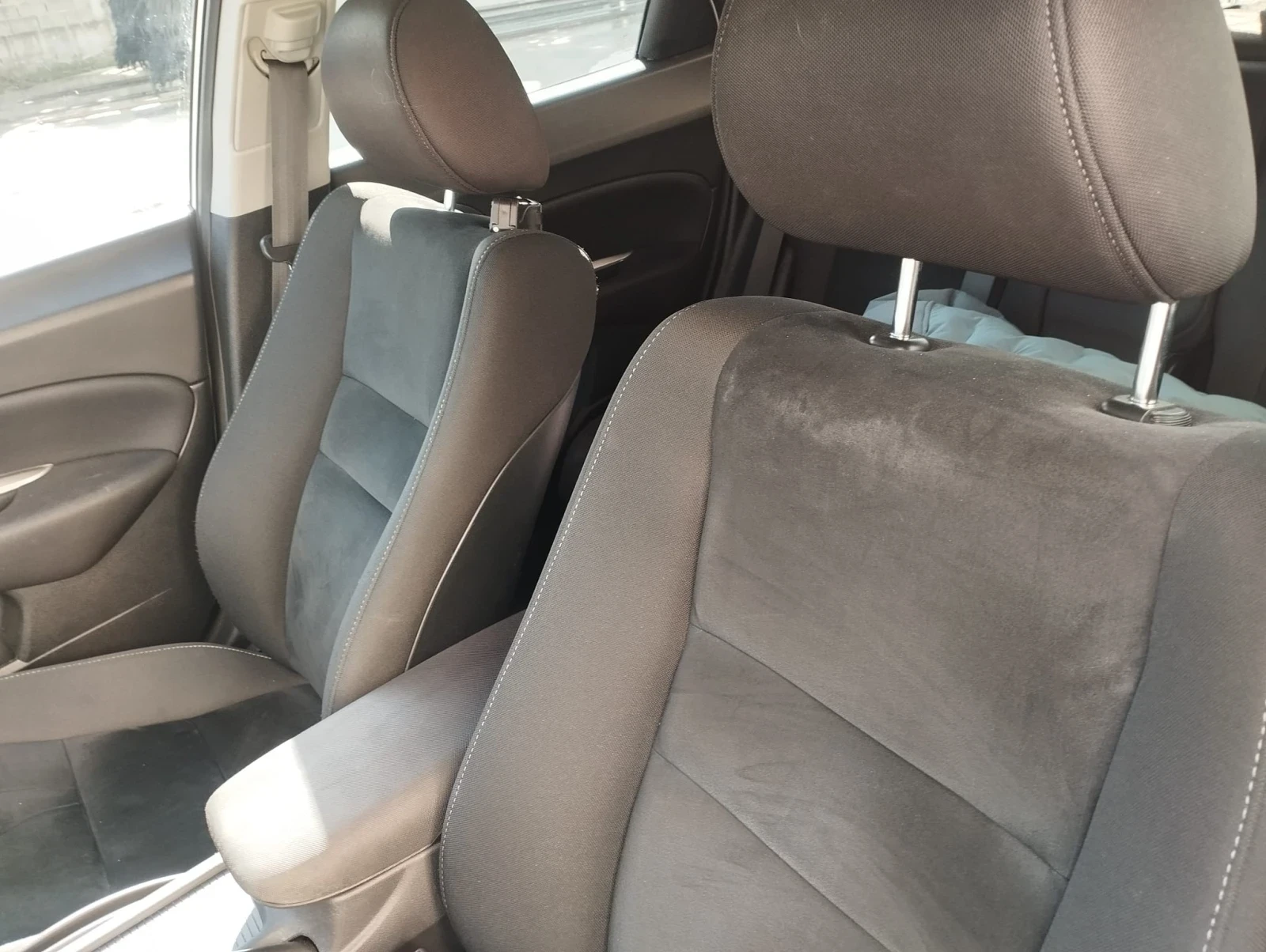 Honda Civic 1.4 i-vtec, снимка 14 - Автомобили и джипове - 53758293