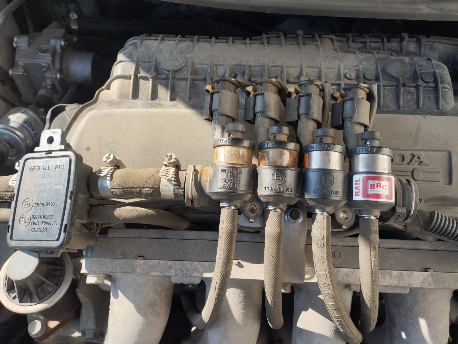 Honda Civic 1.4 i-vtec, снимка 5 - Автомобили и джипове - 53758293