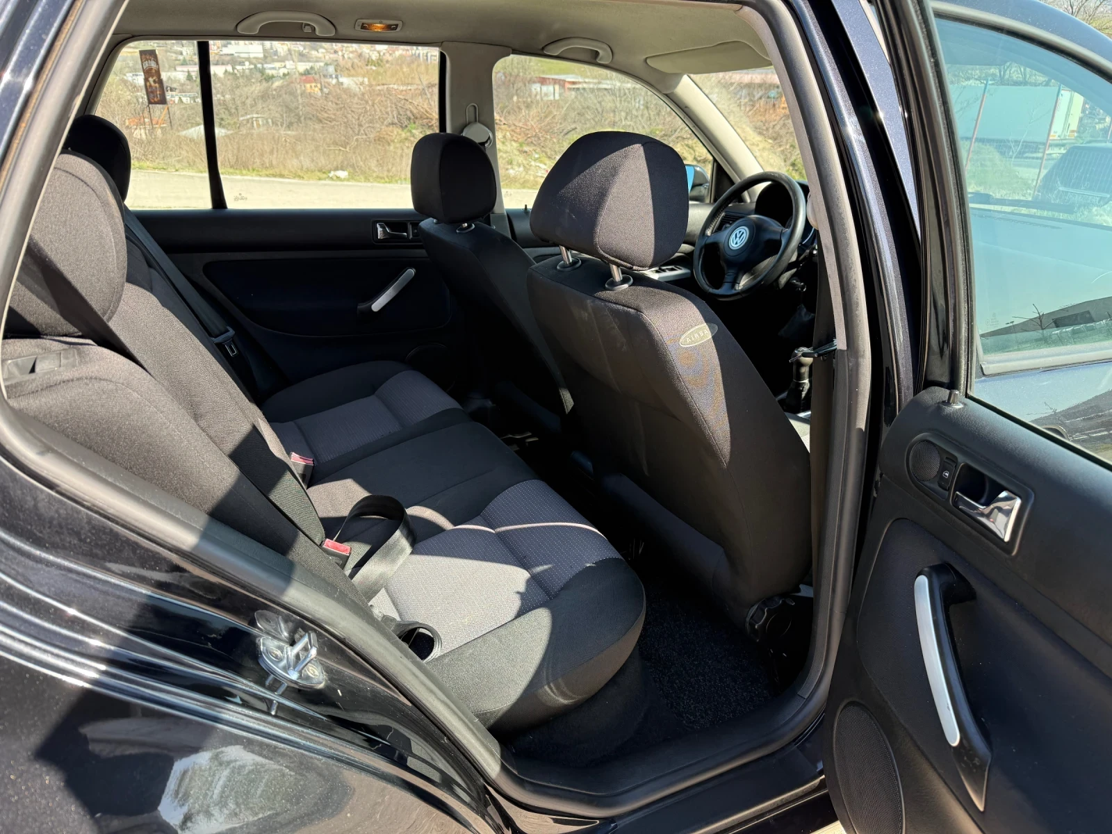 VW Golf 1.9tdi 101кс 266000km, снимка 10 - Автомобили и джипове - 53871770