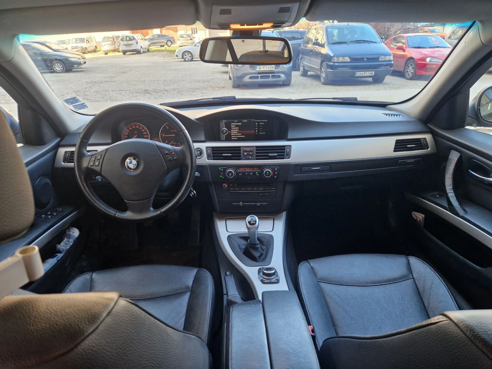 BMW 320, снимка 12 - Автомобили и джипове - 53924335