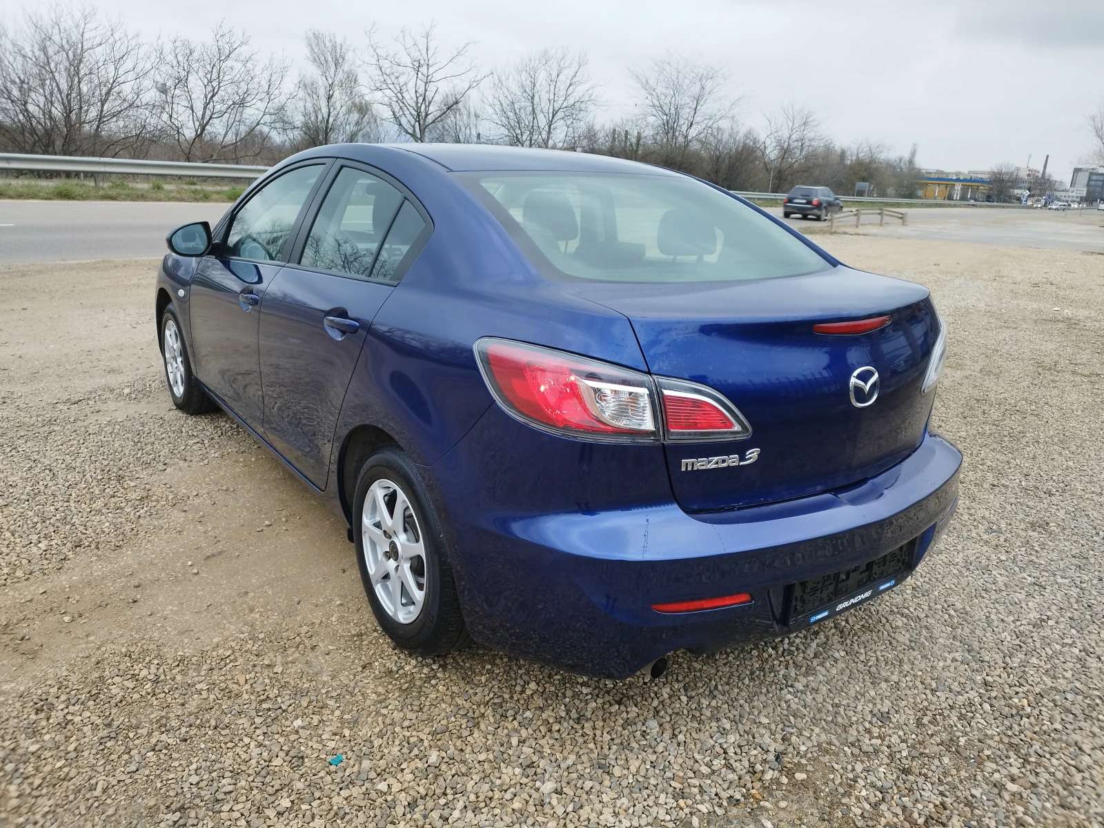 Mazda 3 1.6I 105 kc AUTOMAT, снимка 3 - Автомобили и джипове - 53952963