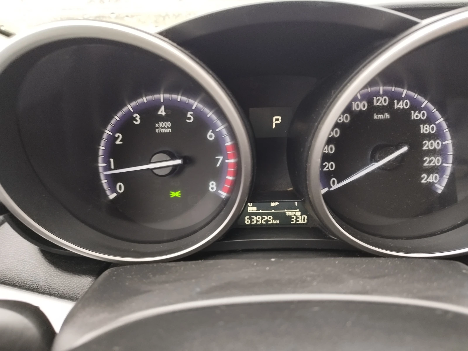 Mazda 3 1.6I 105 kc AUTOMAT, снимка 14 - Автомобили и джипове - 53952963