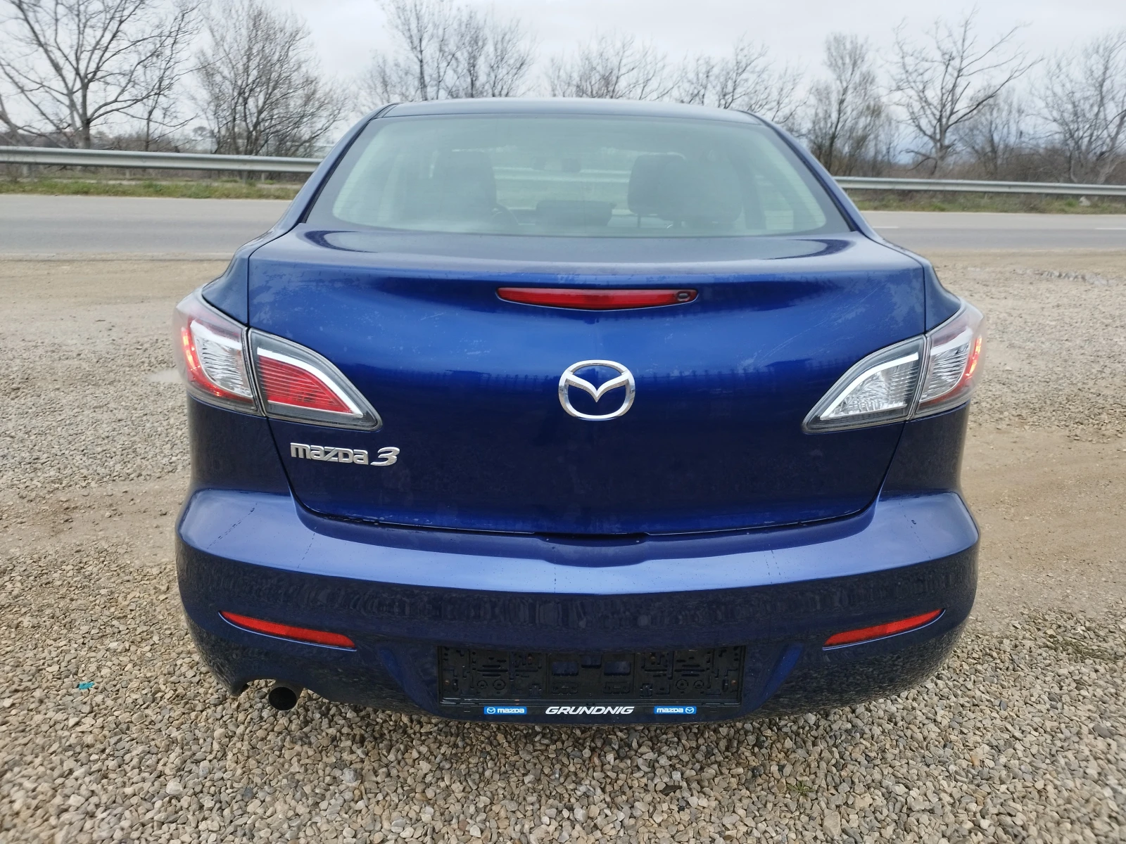 Mazda 3 1.6I 105 kc AUTOMAT, снимка 4 - Автомобили и джипове - 53952963