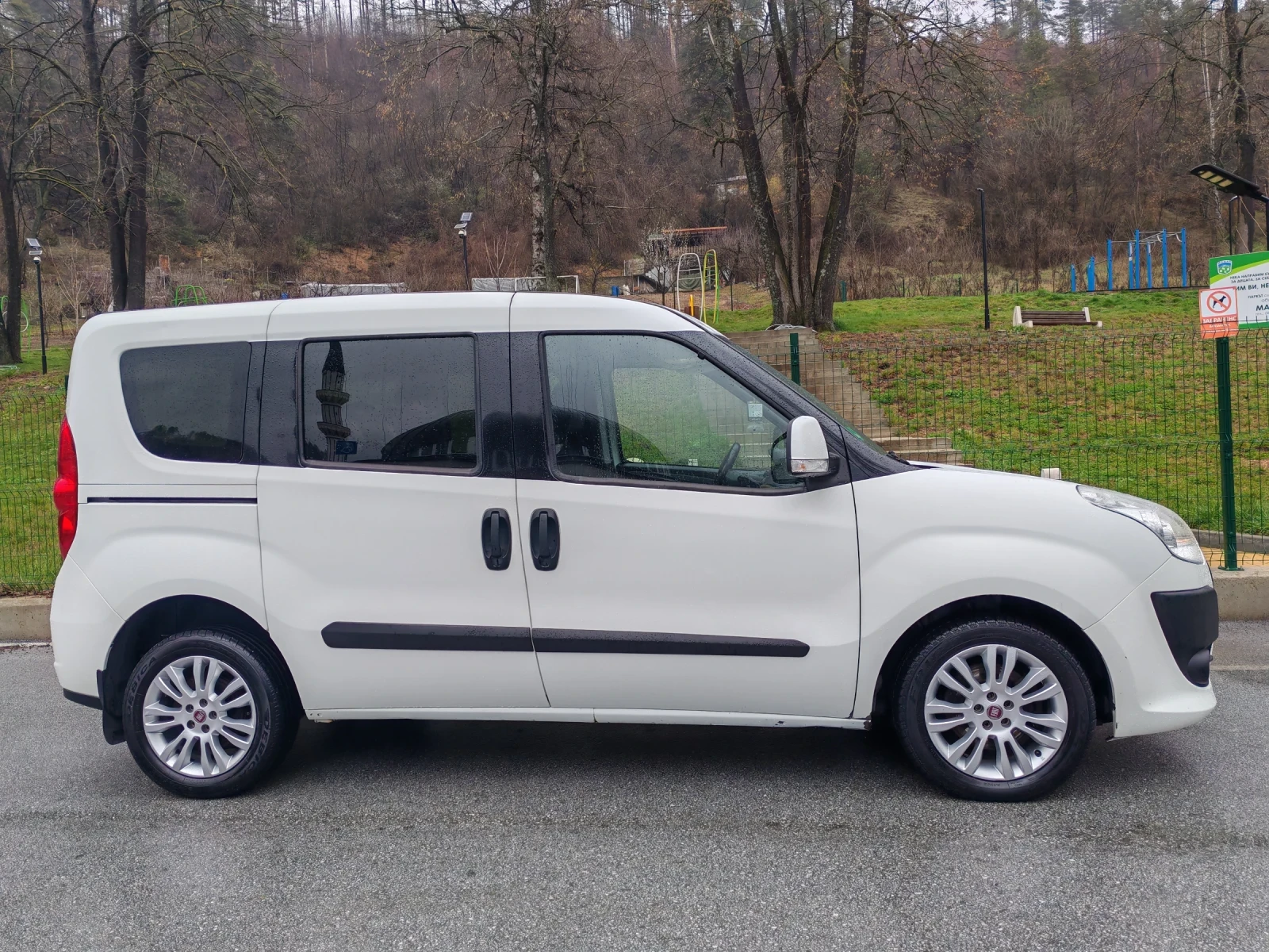 Fiat Doblo 1.6 jtb 90к.с. с гаранция, снимка 4 - Автомобили и джипове - 54134445