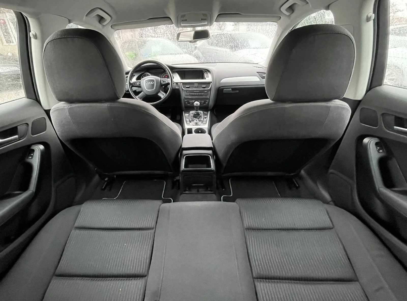 Audi A4 2.0TDI 143HP NAVI ПОДГРЕВ, снимка 9 - Автомобили и джипове - 54305070