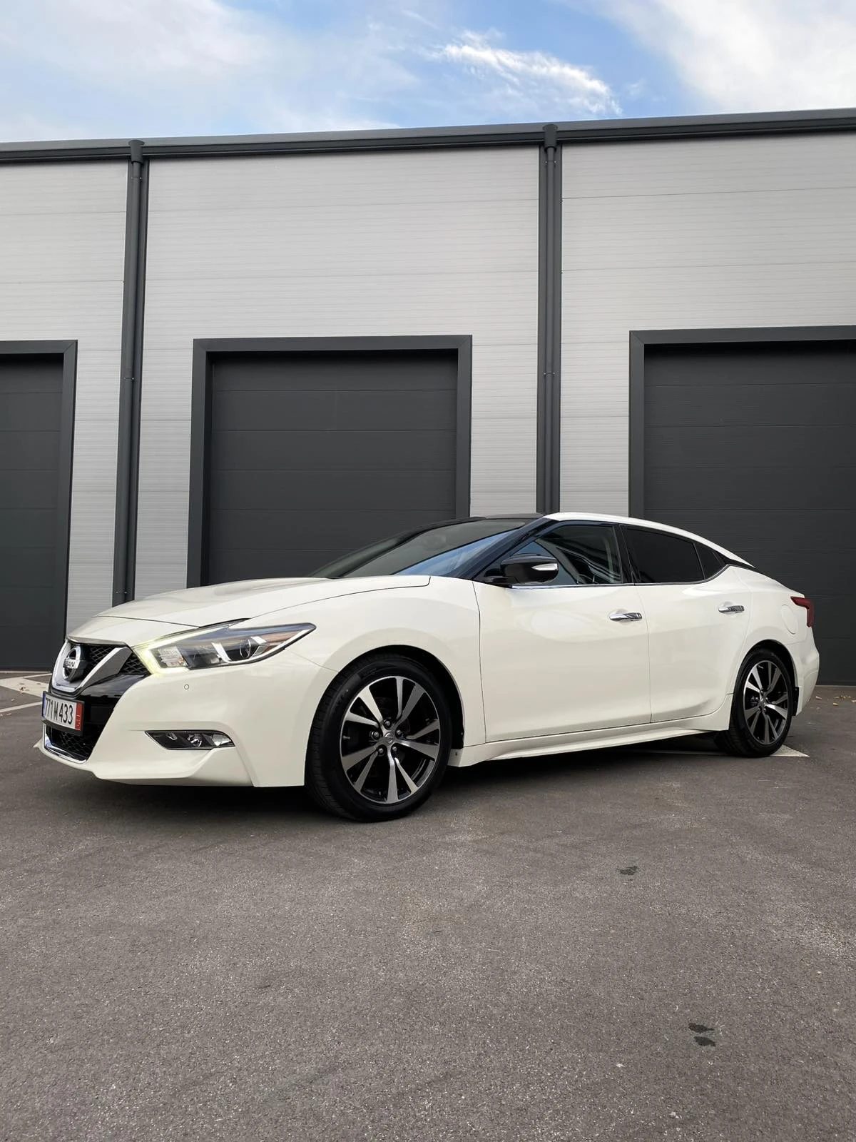 Nissan Maxima * 3.5 PLATINUM* 360* ПОДГРЕВ* ОБДУХВАНЕ* , снимка 5 - Автомобили и джипове - 54473702