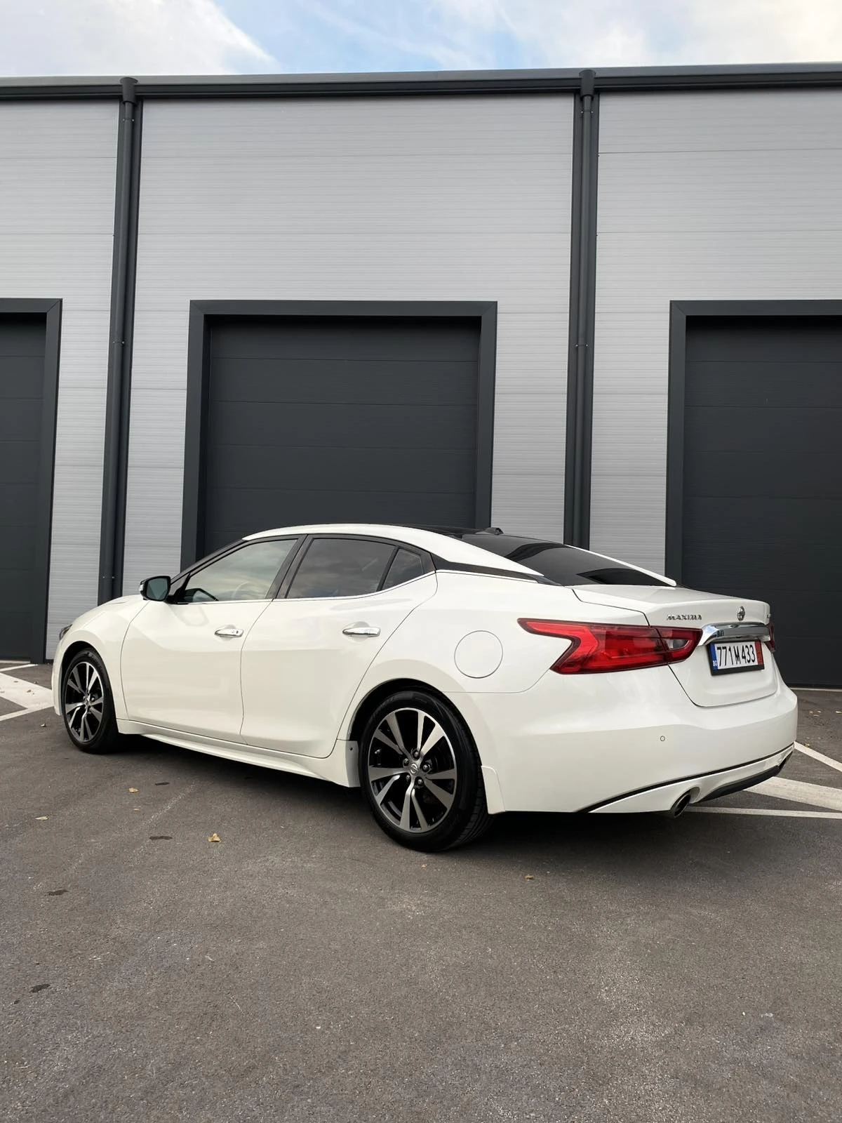 Nissan Maxima * 3.5 PLATINUM* 360* ПОДГРЕВ* ОБДУХВАНЕ* , снимка 6 - Автомобили и джипове - 54473702