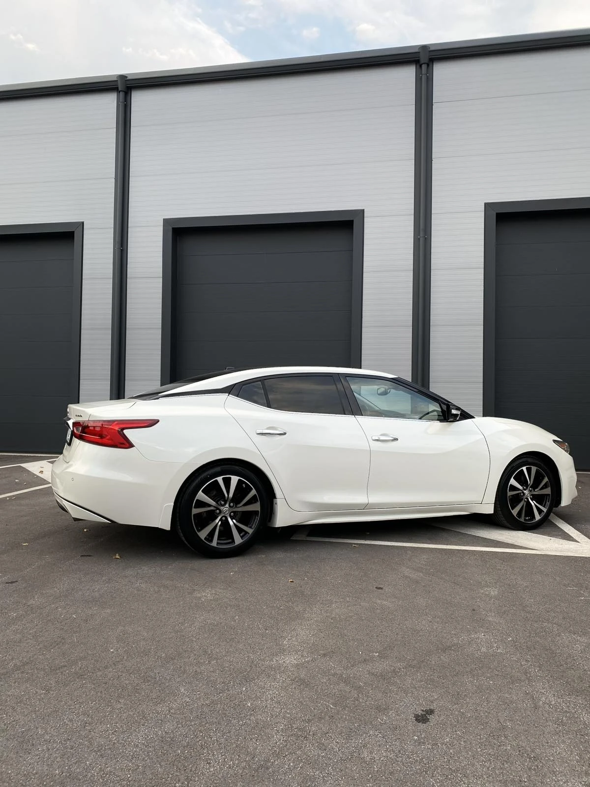 Nissan Maxima * 3.5 PLATINUM* 360* ПОДГРЕВ* ОБДУХВАНЕ* , снимка 7 - Автомобили и джипове - 54473702