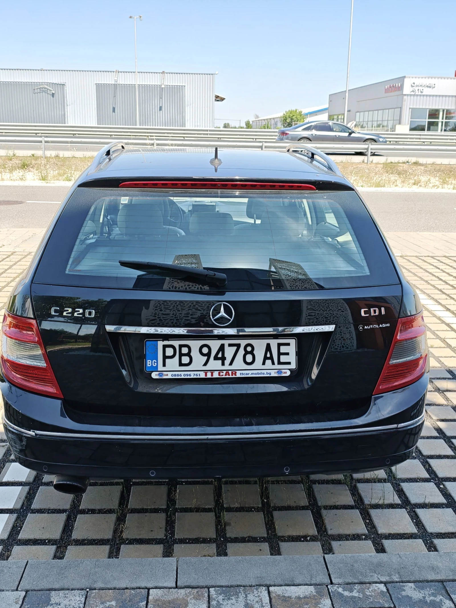 Mercedes-Benz C 220, снимка 11 - Автомобили и джипове - 54856328