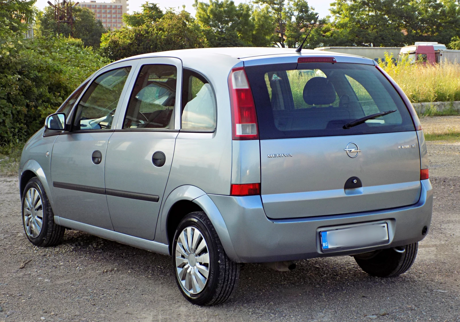 Opel Meriva 1.6i/ГАЗ/РАБОТЕЩ КЛИМАТИК/ВСИЧКО ПЛАТЕНО, снимка 5 - Автомобили и джипове - 55015788