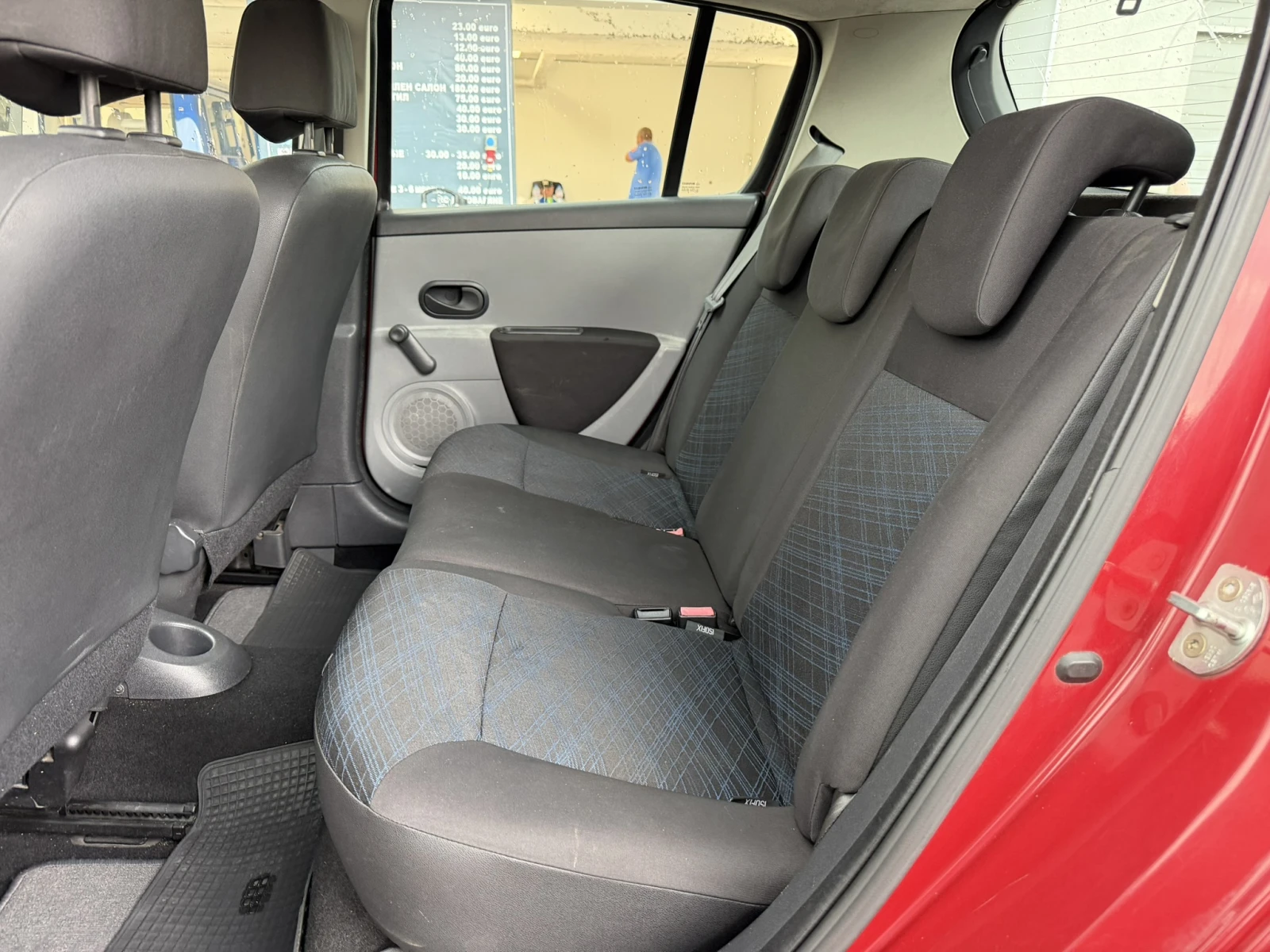 Renault Clio 1.2i 75кс КЛИМАТИК, снимка 12 - Автомобили и джипове - 55165975