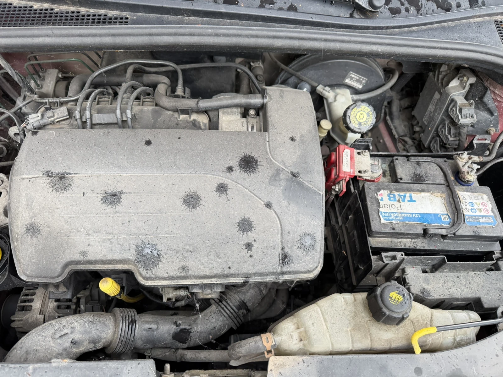 Renault Clio 1.2i 75кс КЛИМАТИК, снимка 14 - Автомобили и джипове - 55165975