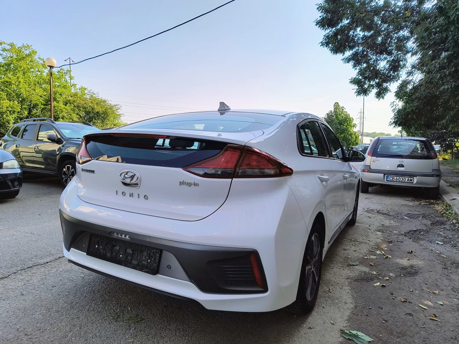 Hyundai Ioniq PLUG-IN HYBRID 2021г, снимка 4 - Автомобили и джипове - 55805298