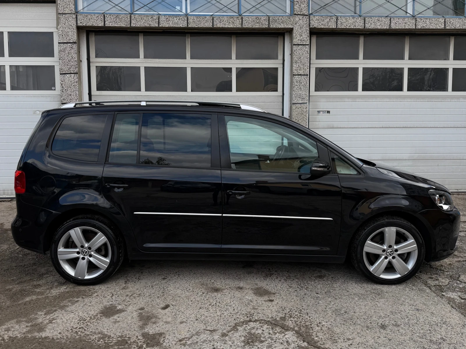 VW Touran 2.0TDI 7 �����/ ������ | Mobile.bg � ����������� 4