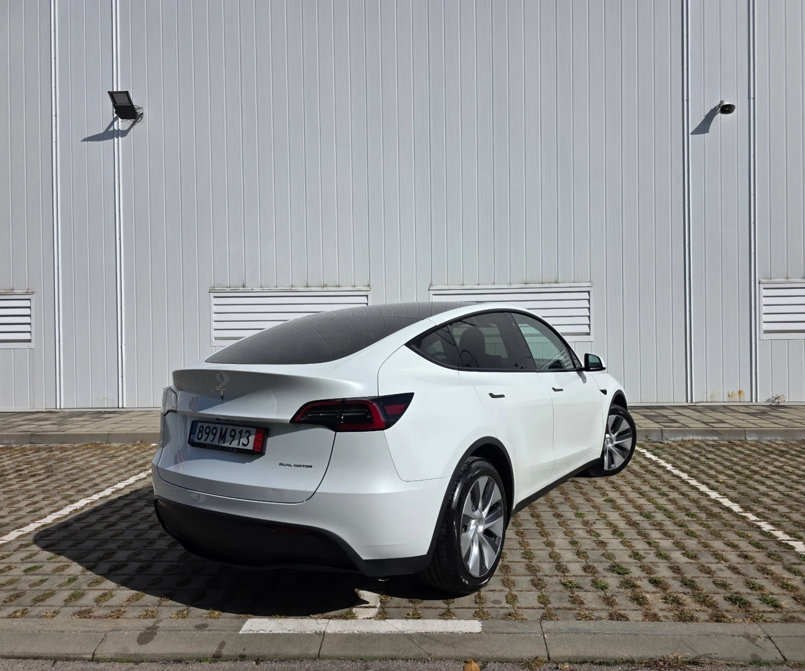 Tesla Model Y ���������� Dual Motors Long Range  | Mobile.bg � ����������� 3