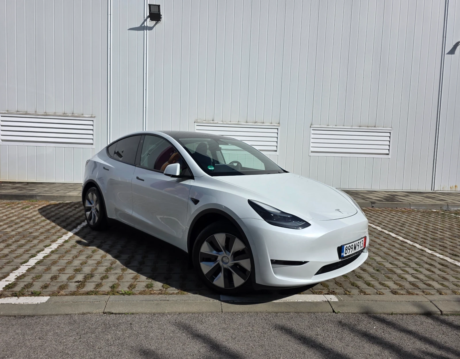 Tesla Model Y ���������� Dual Motors Long Range  | Mobile.bg � ����������� 2