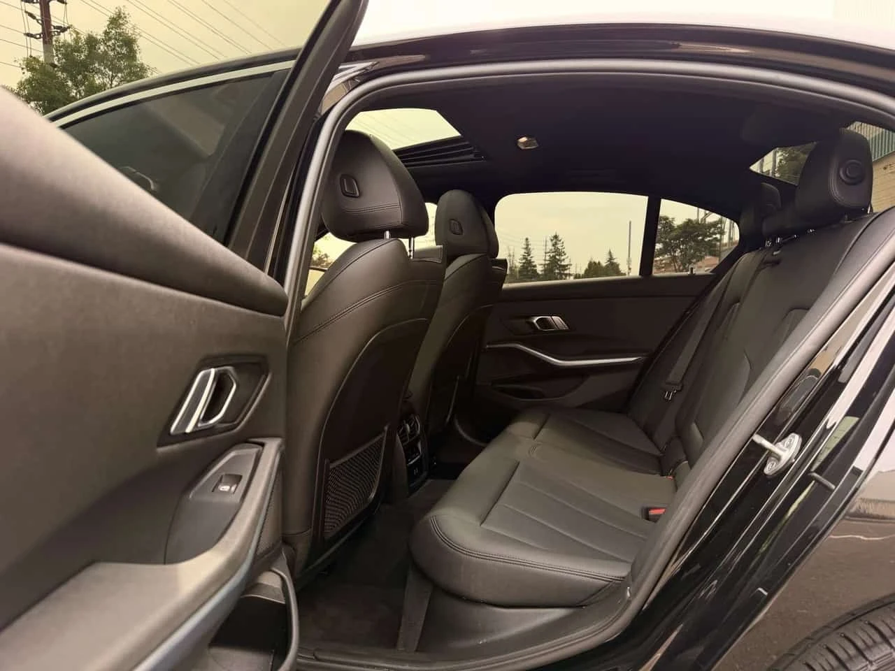 BMW 330 * xDrive * CARFAX * ������� * ���� �� �������� *  | Mobile.bg � ����������� 9