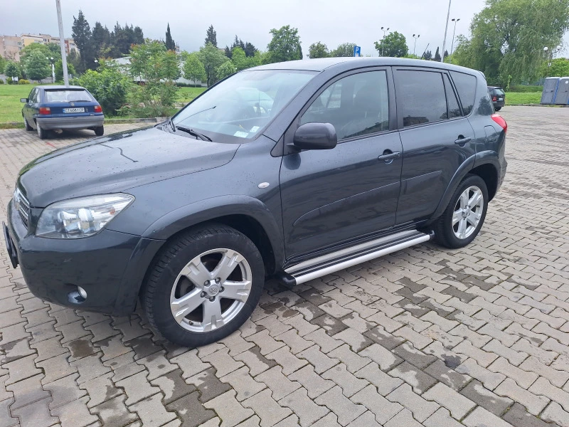 Toyota Rav4, снимка 5 - Автомобили и джипове - 47226524