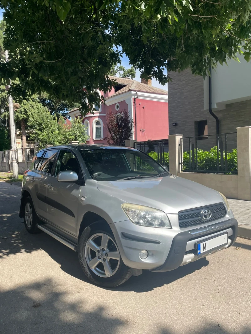 Toyota Rav4 2.2 136 к.с, снимка 1 - Автомобили и джипове - 48089736