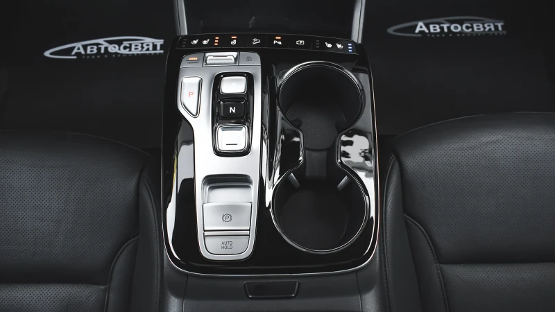 Hyundai Tucson 1.6 T-GDi PREMIUM Plug-in Hybrid 4x4 Automatic, снимка 11 - Автомобили и джипове - 52156519