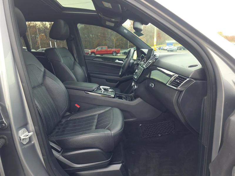 Mercedes-Benz GLE Palladium Silver Metallic* multibeam led* панорама, снимка 7 - Автомобили и джипове - 52555068