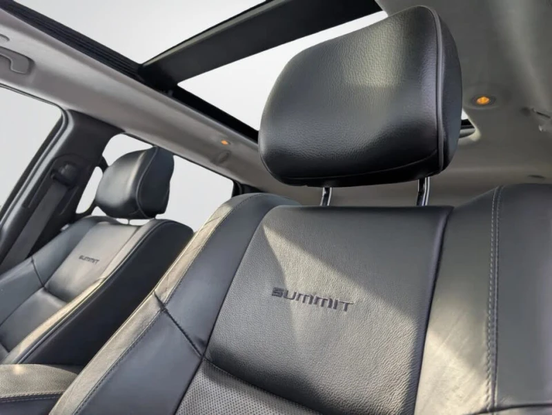 Jeep Grand cherokee Summit PANO* CAM* HARMAN/KARDON* ПОДГРЕВ* , снимка 12 - Автомобили и джипове - 52831534
