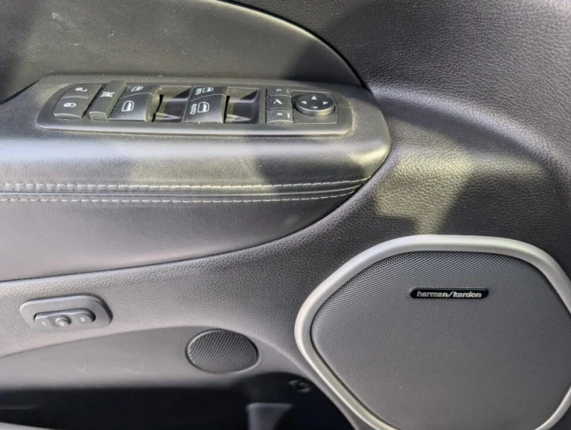 Jeep Grand cherokee Summit PANO* CAM* HARMAN/KARDON* ПОДГРЕВ* , снимка 17 - Автомобили и джипове - 52831534