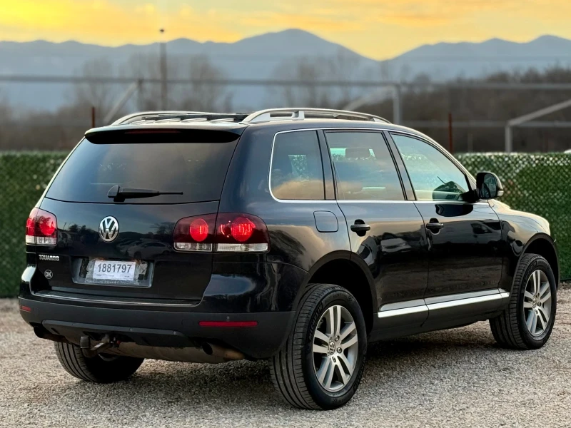 VW Touareg 3.0TDi ПРУЖИНА* FACELIFT* NAVI, снимка 7 - Автомобили и джипове - 52851545
