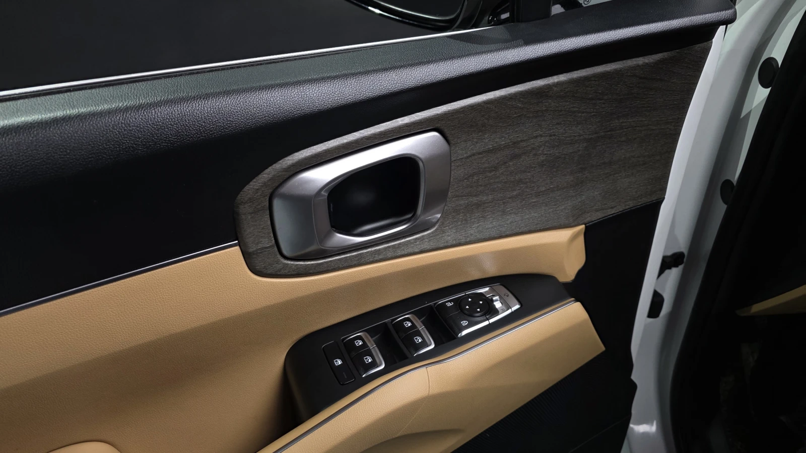 Kia Sorento 2.2 2WD TRENDY autogeorge.com | Mobile.bg � ����������� 17