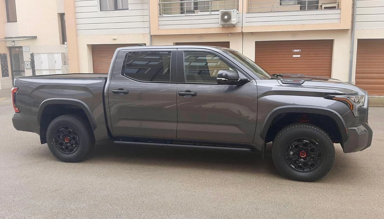 Toyota Tundra TRD PRO Crew+ 4WD+ I-Force Max+  | Mobile.bg � ����������� 15