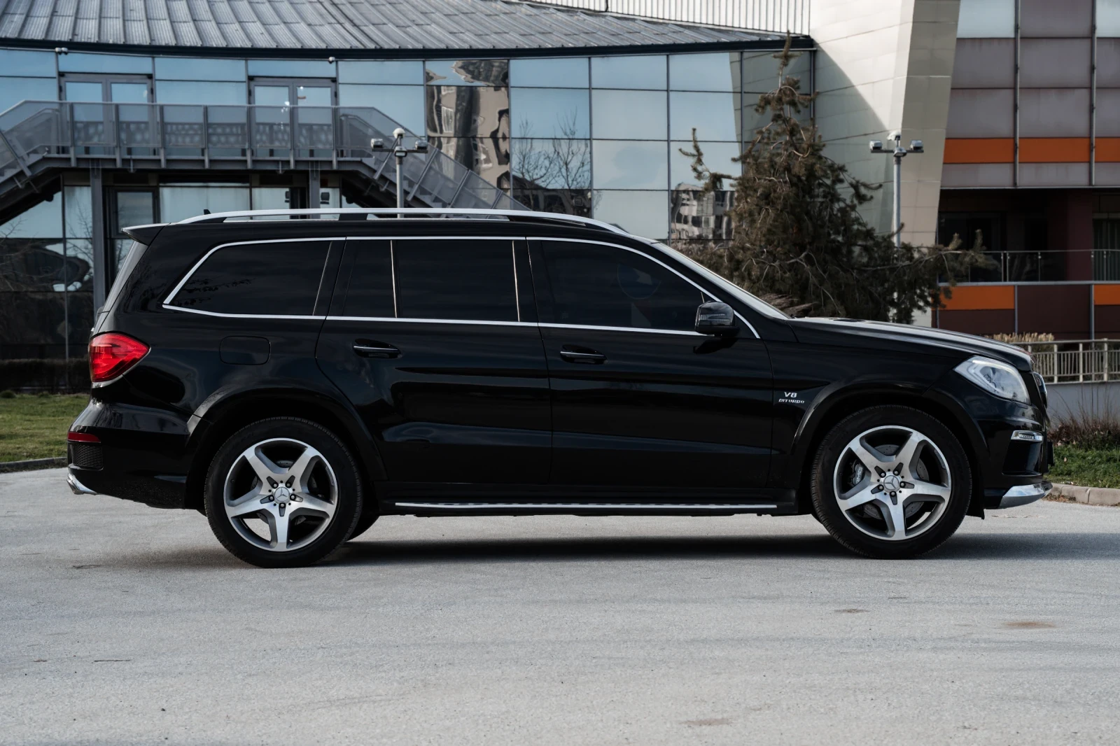 Mercedes-Benz GL 63 AMG V 8 BI* 6+ 1 * HARMAN/ KARDON * PODGREV/ OBDUH *  - изображение 8