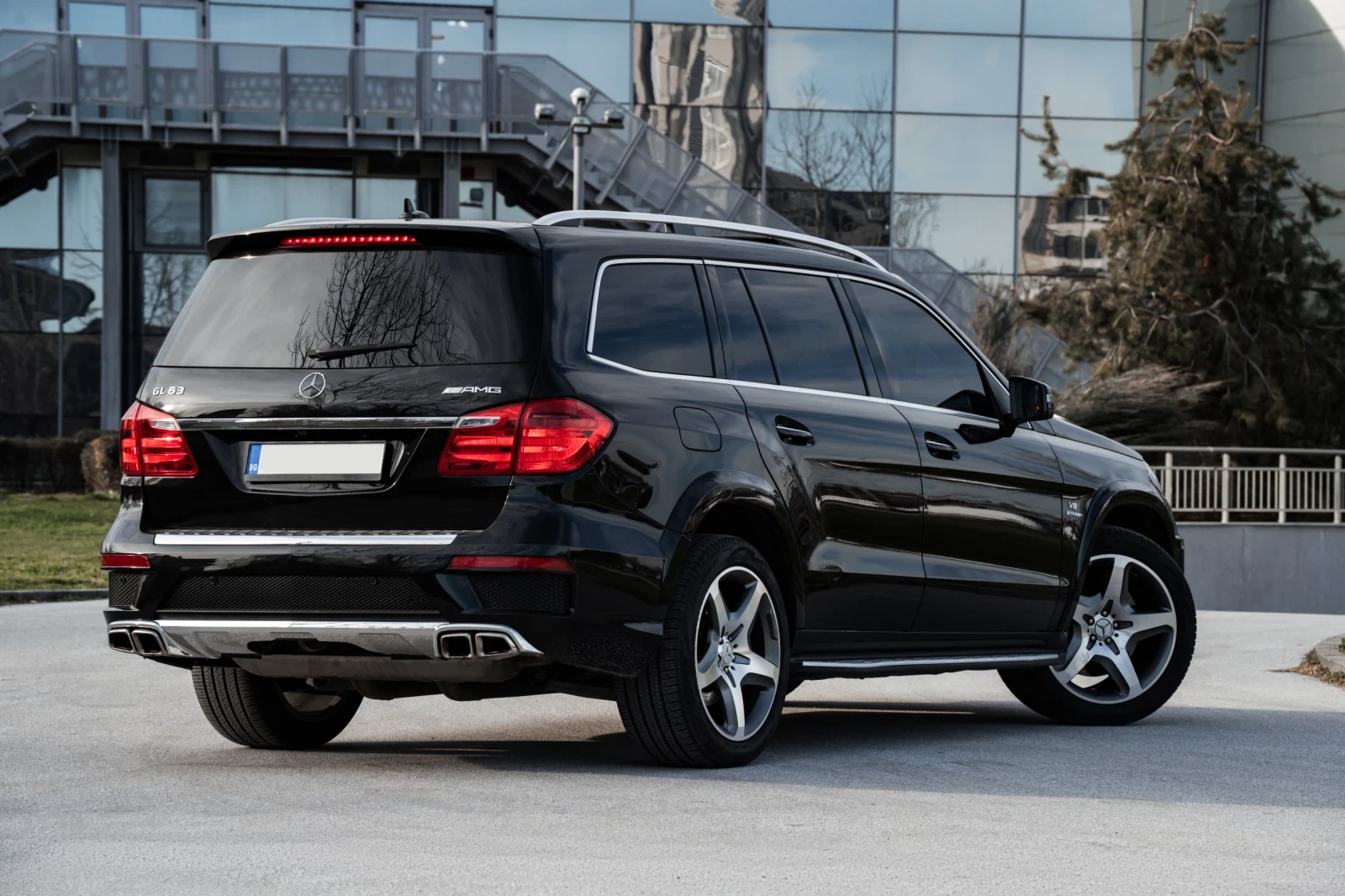 Mercedes-Benz GL 63 AMG V 8 BI* 6+ 1 * HARMAN/ KARDON * PODGREV/ OBDUH *  - изображение 6
