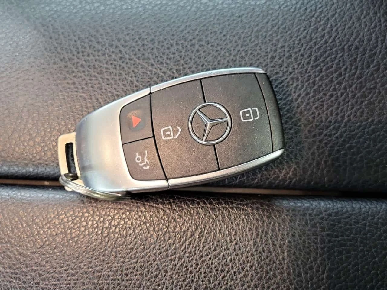 Mercedes-Benz GLE 450  CARFAX, снимка 8 - Автомобили и джипове - 54126829