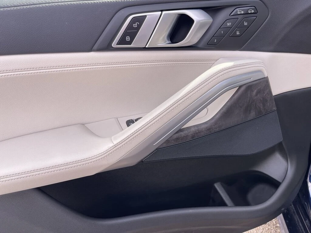 BMW X6 40i * ���� ���������� * ��� ��������� * ���� �� �� | Mobile.bg � ����������� 16