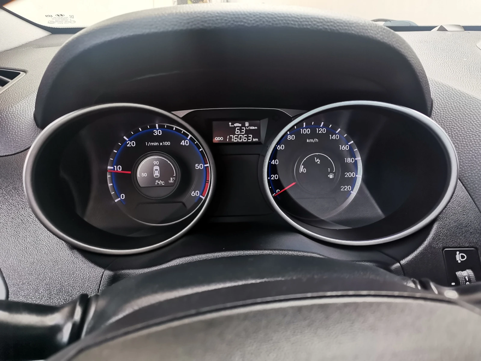 Hyundai IX35 1, 7cdti фейс, снимка 14 - Автомобили и джипове - 54369844