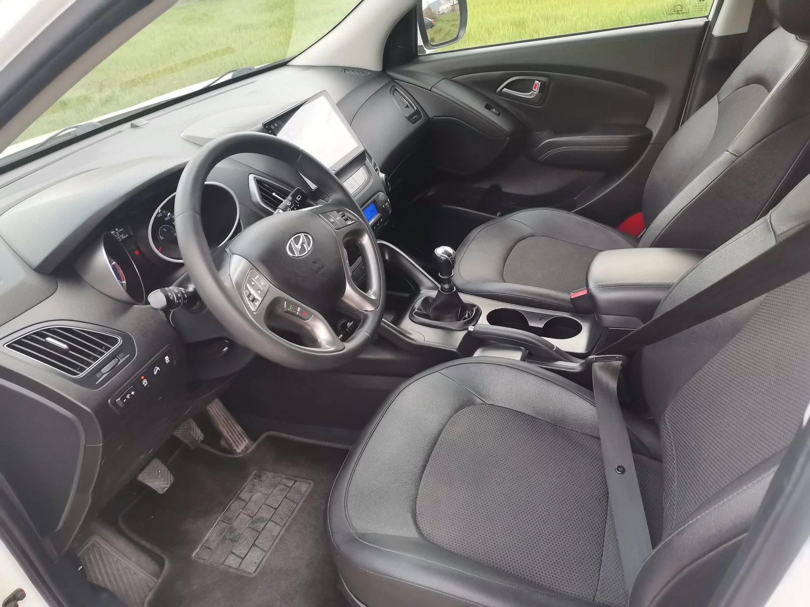 Hyundai IX35 1, 7cdti фейс, снимка 12 - Автомобили и джипове - 54369844