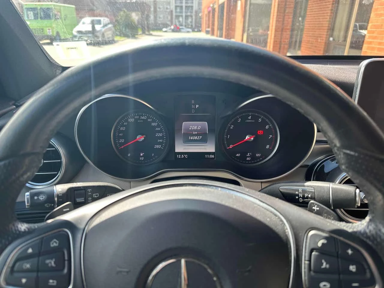 Mercedes-Benz GLC 300 CARFAX, снимка 8 - Автомобили и джипове - 54482963