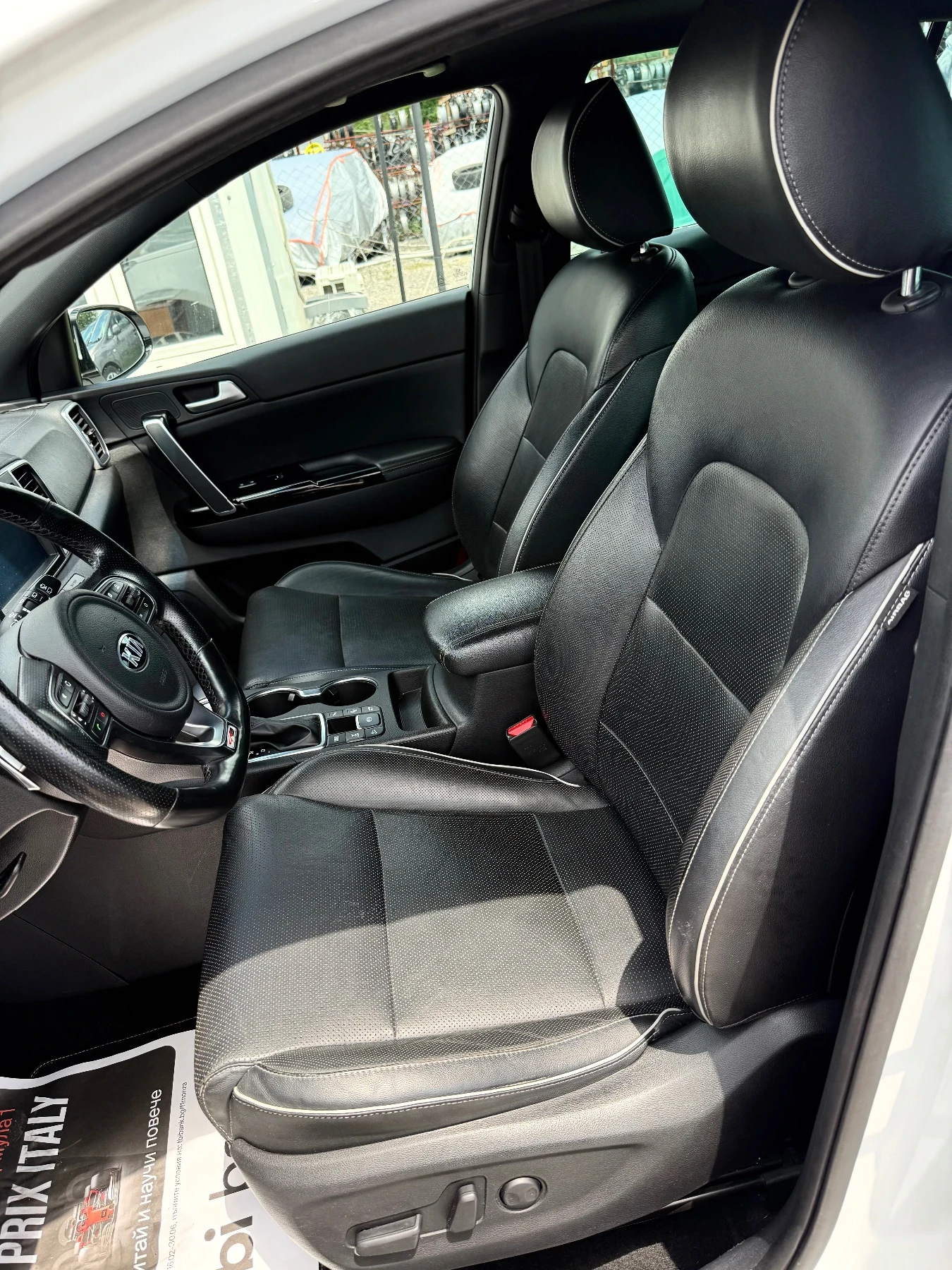 Kia Sportage GT Line* 4х4* Дистроник* Обдухване* JBL Швейцария, снимка 9 - Автомобили и джипове - 54754518