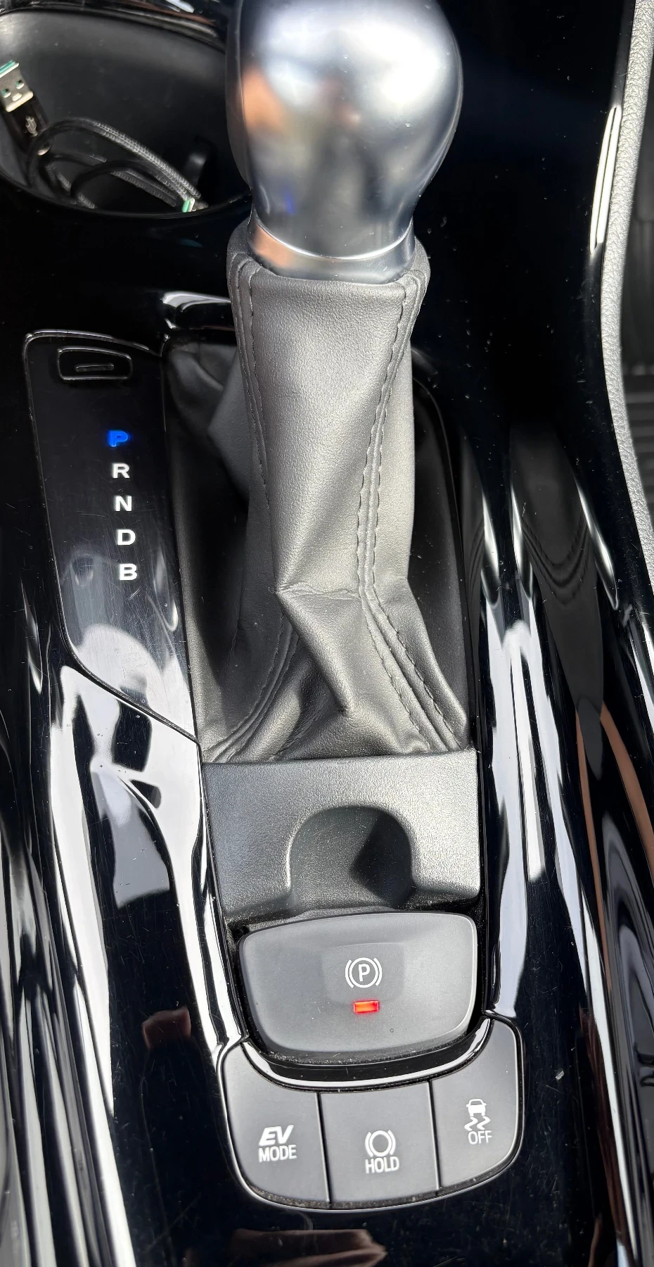 Toyota C-HR Trend Hybrid, снимка 12 - Автомобили и джипове - 54792709