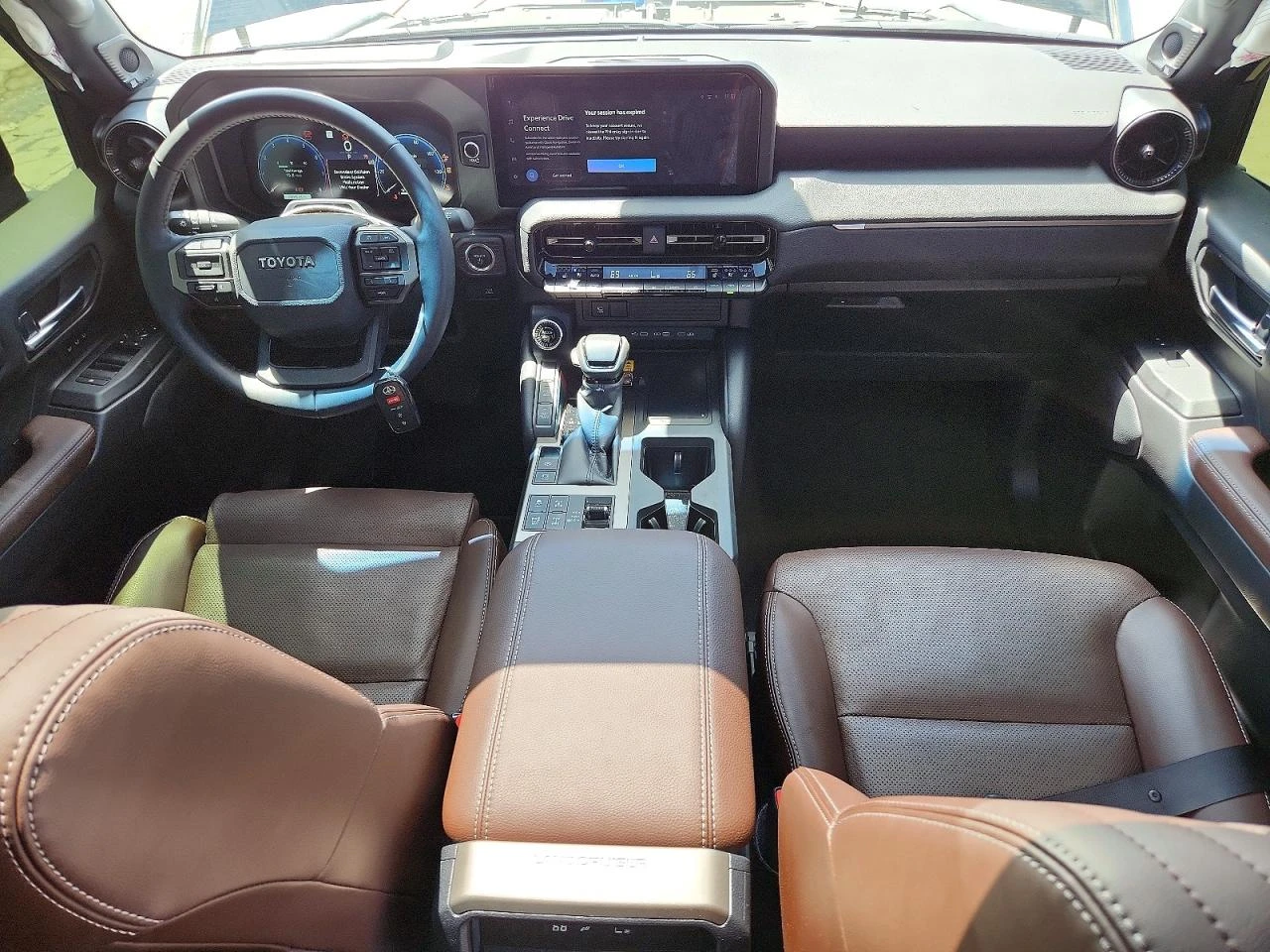 Toyota Land cruiser * BASE* KEYLESS* Camera* , снимка 8 - Автомобили и джипове - 55048131