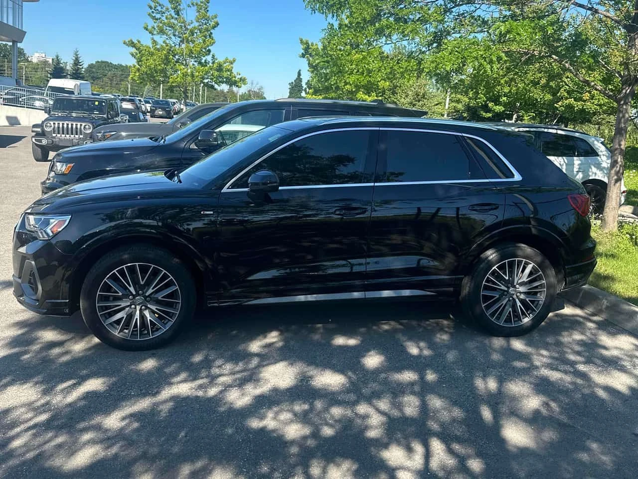 Audi Q3 * Progressiv * CARFAX * БЕЗ ПЪРВОНАЧАЛНА ВНОСКА, снимка 11 - Автомобили и джипове - 55423780