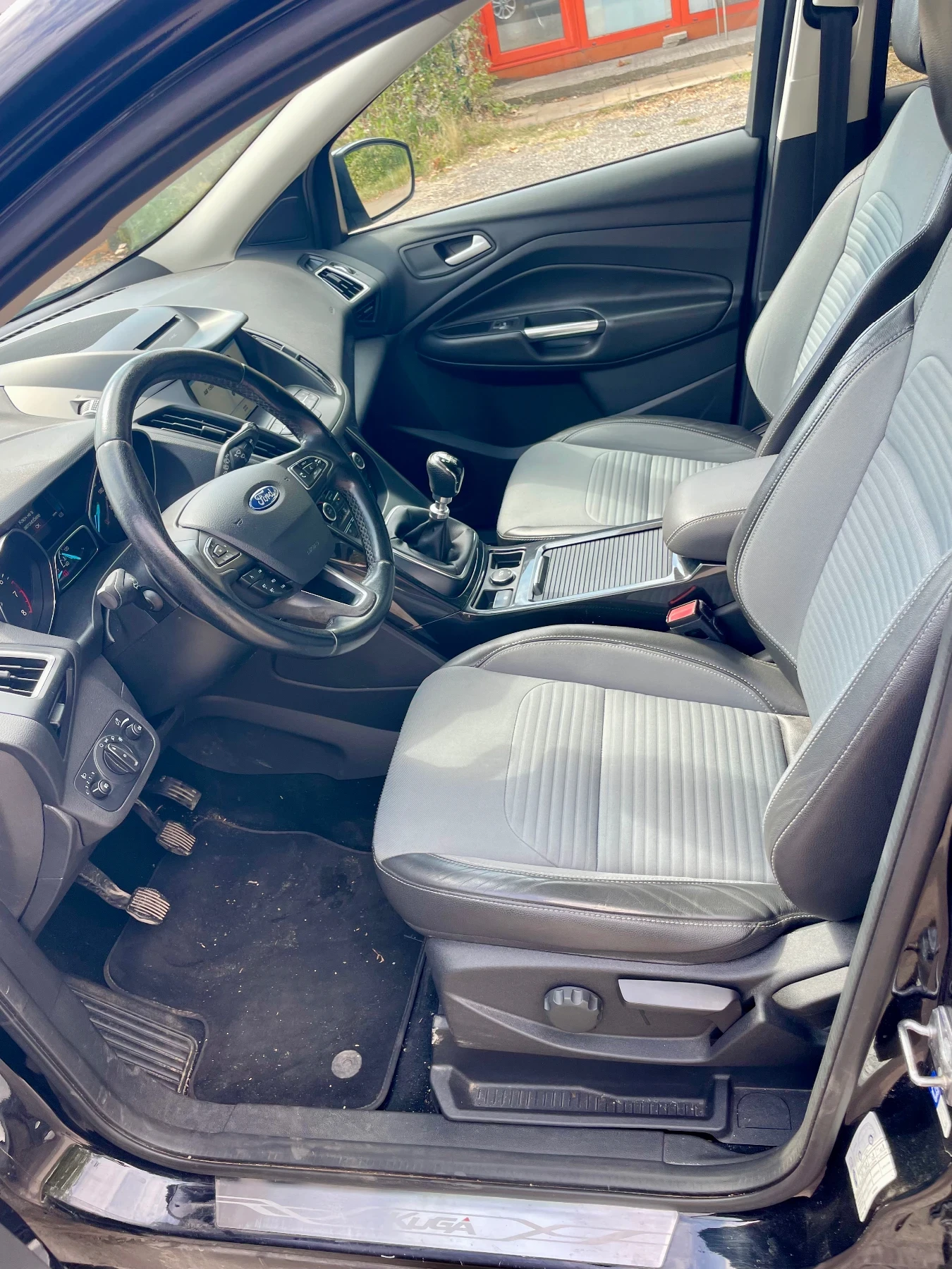 Ford Kuga 150 ks , снимка 9 - Автомобили и джипове - 56041185