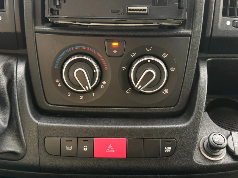 Peugeot Boxer, снимка 14 - Бусове и автобуси - 52628628