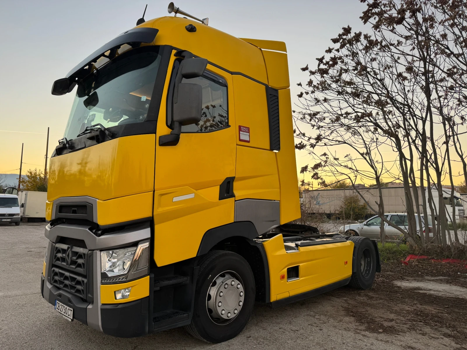 Renault T  - изображение 3