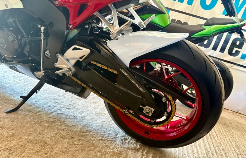 Honda Cbr 1000RR Anniversary , снимка 10 - Мотоциклети и мототехника - 50734067