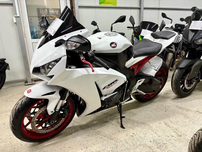 Honda Cbr 1000RR Anniversary , снимка 2 - Мотоциклети и мототехника - 50734067