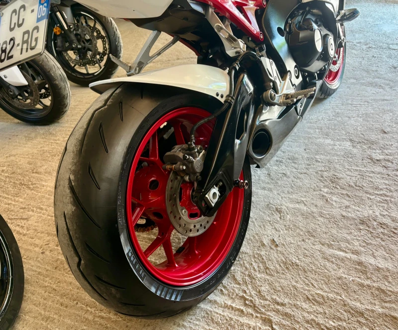 Honda Cbr 1000RR Anniversary , снимка 11 - Мотоциклети и мототехника - 50734067